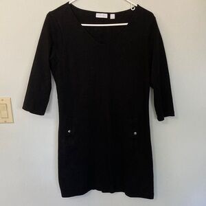 New York & Company Black V-Neck 3/4 Sleeve Shift Dress